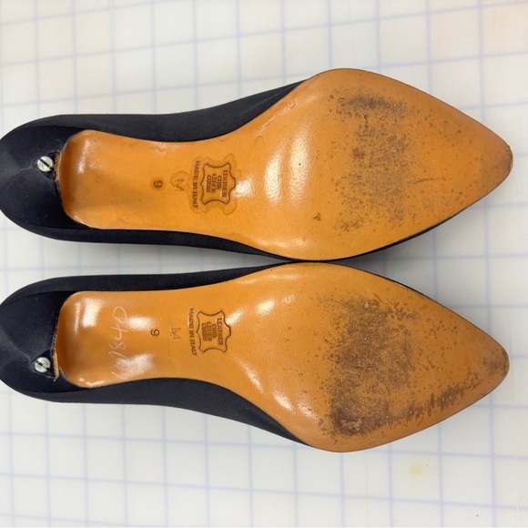 Yves Saint Laurent Black satin and Blue rose Women's heels - Picture 4 of 4